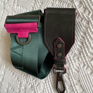 VELEZ LEATHER STRAP green and pink